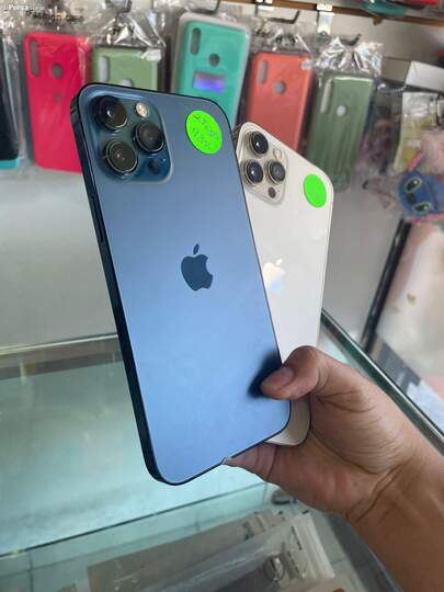 Apple iPhone 13 Pro 256GB Blue and White